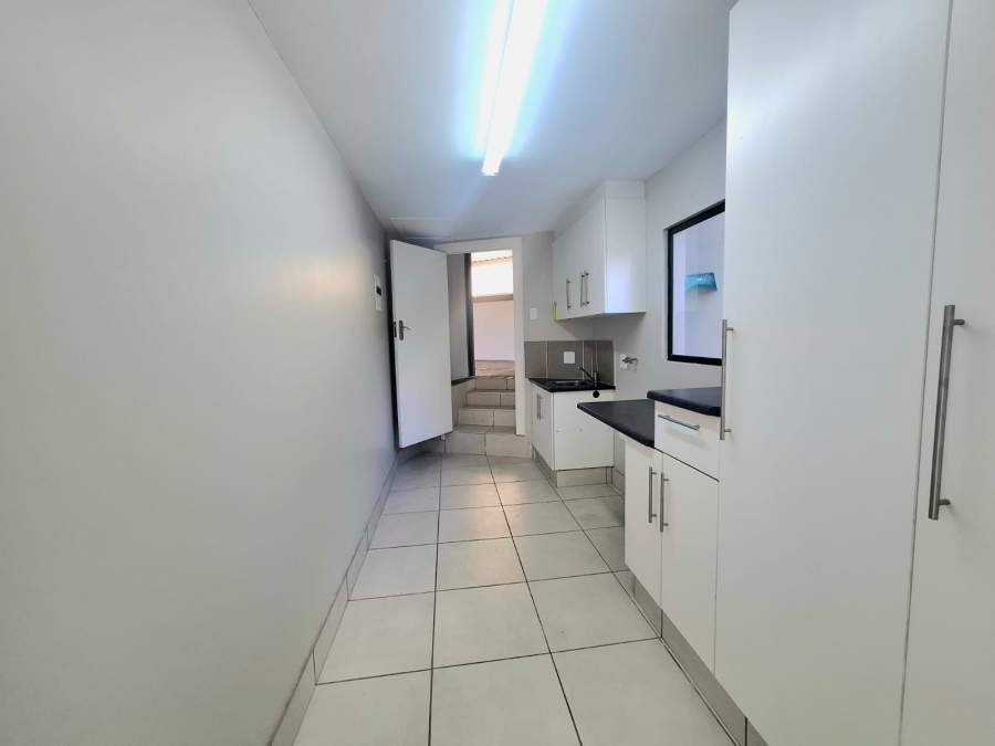 6 Bedroom Property for Sale in Dorchester Heights Eastern Cape